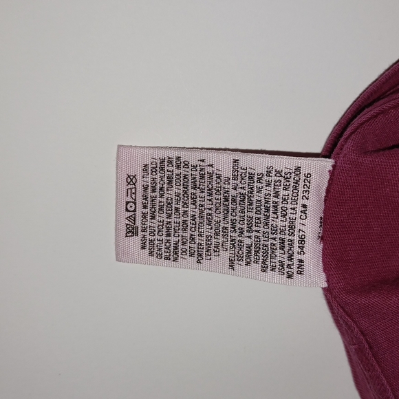 Pink Victoria Secret pocketed tee size xs pink on back and on pocket love - Picture 5 of 8